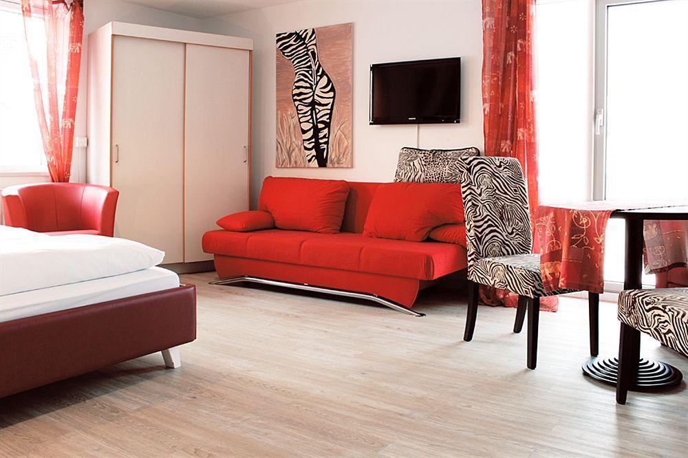 Hotel Volapuek コンスタンツ エクステリア 写真